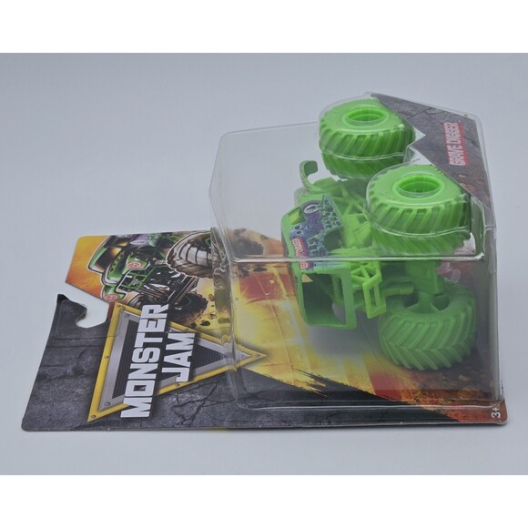 Spin Master Monster Jam Grave Digger 2025 Series 1 Neon Green 1:64 Diecast Truck - Picture 5 of 8